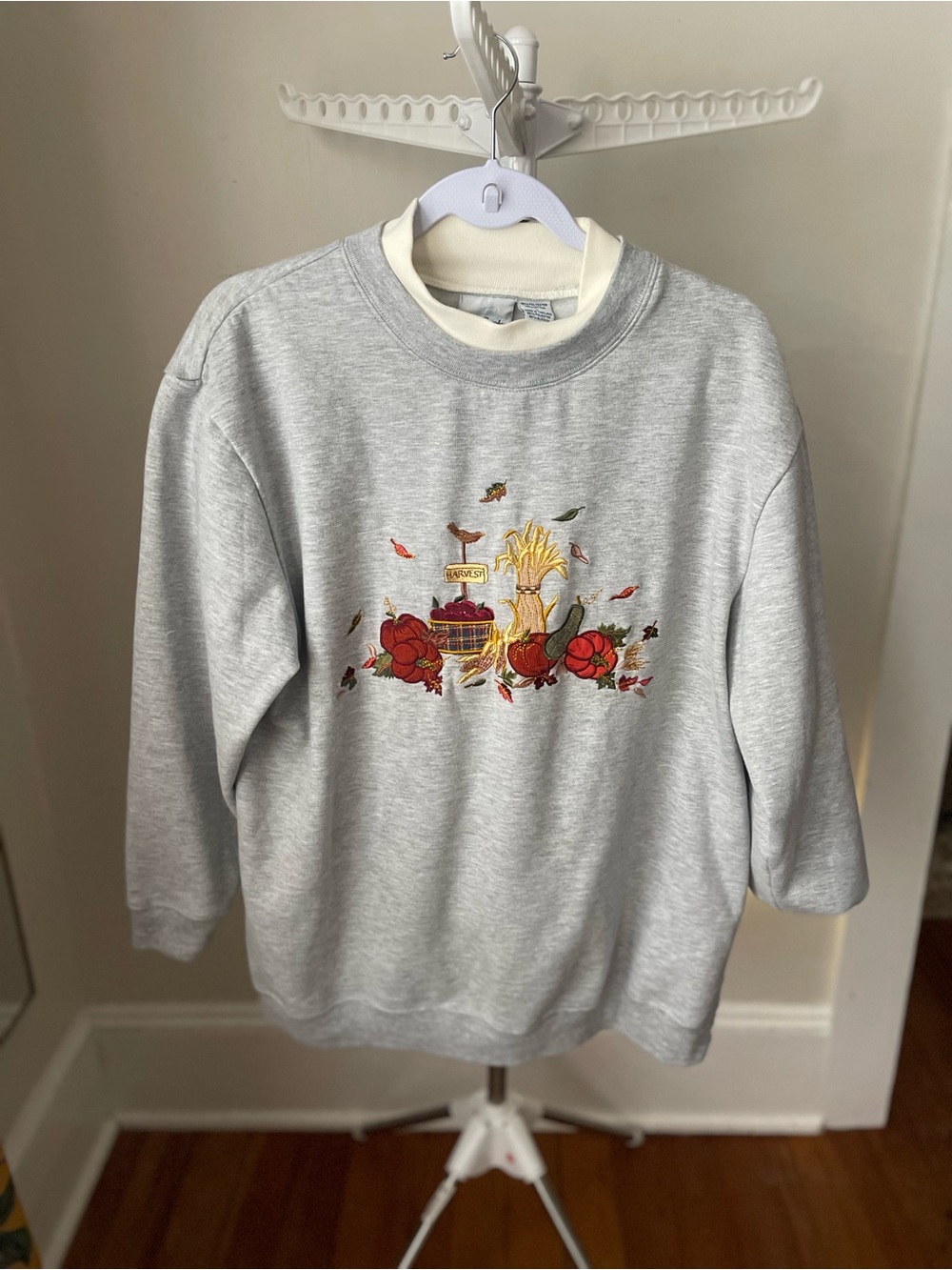 Bobbie Brooks 90s Sweatshirt Fall Harvest Embroidery | Women’s Large | Vintage